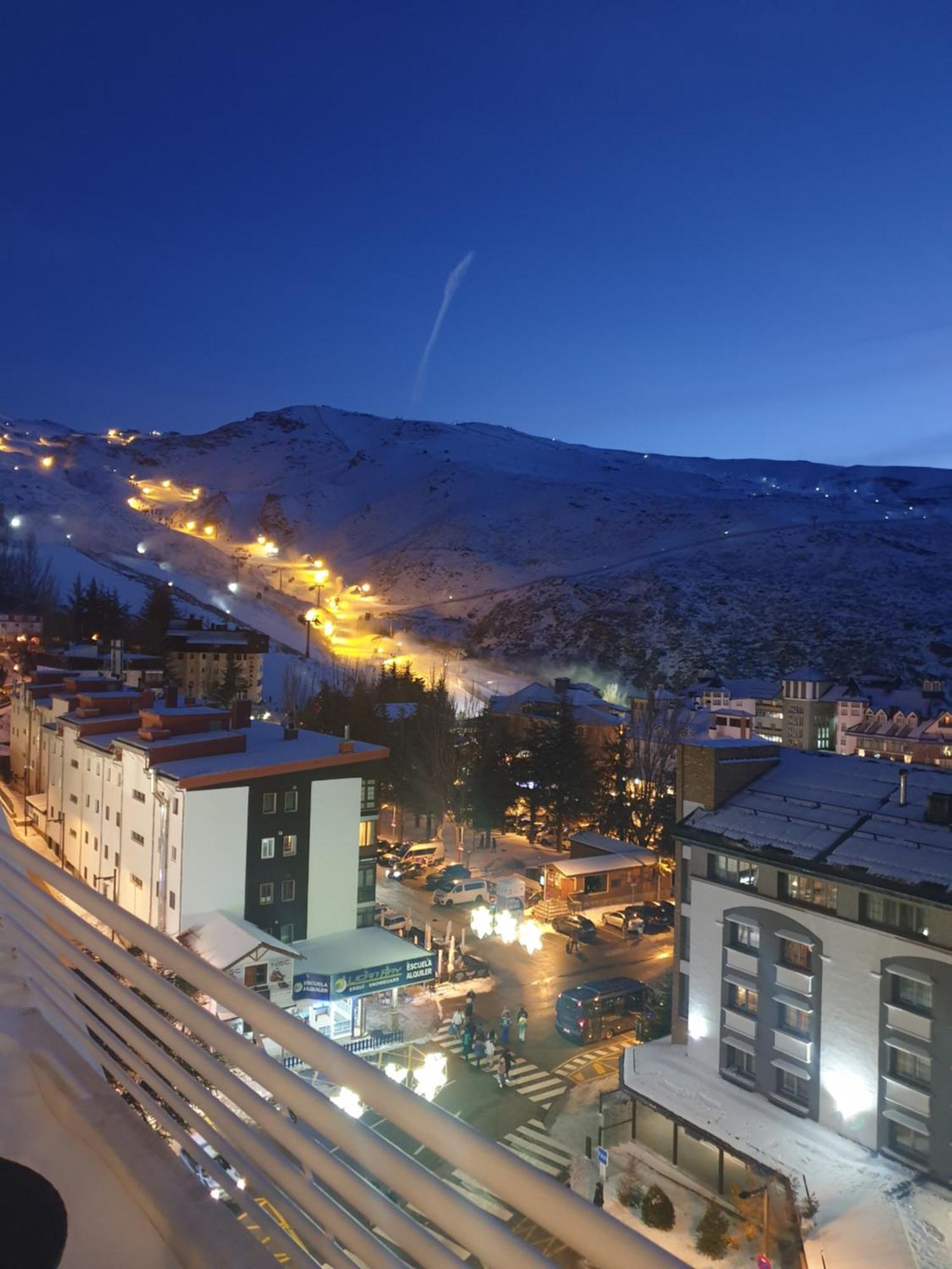 Atico Montblanc Zona Baja Leilighet Sierra Nevada Eksteriør bilde